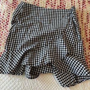 Gingham ruffle skirt